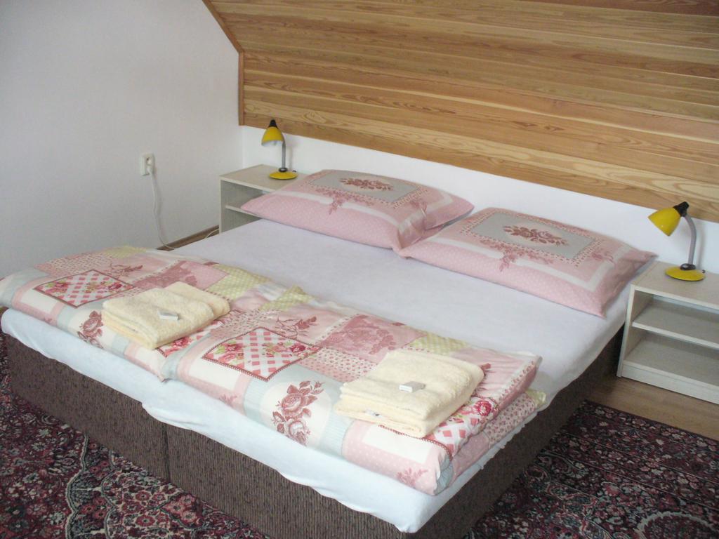 Penzion Jarka Lednice Habitación foto
